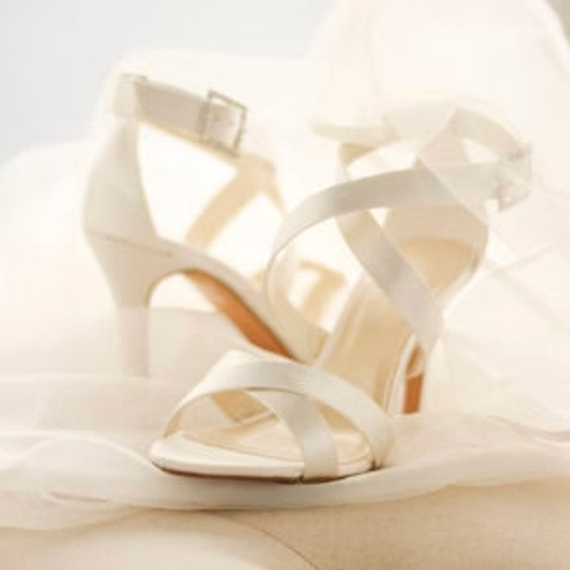 What style of wedding shoes shall I wear?