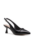 Weit geschnittene Schuhe