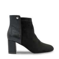 Standard Fit Boots