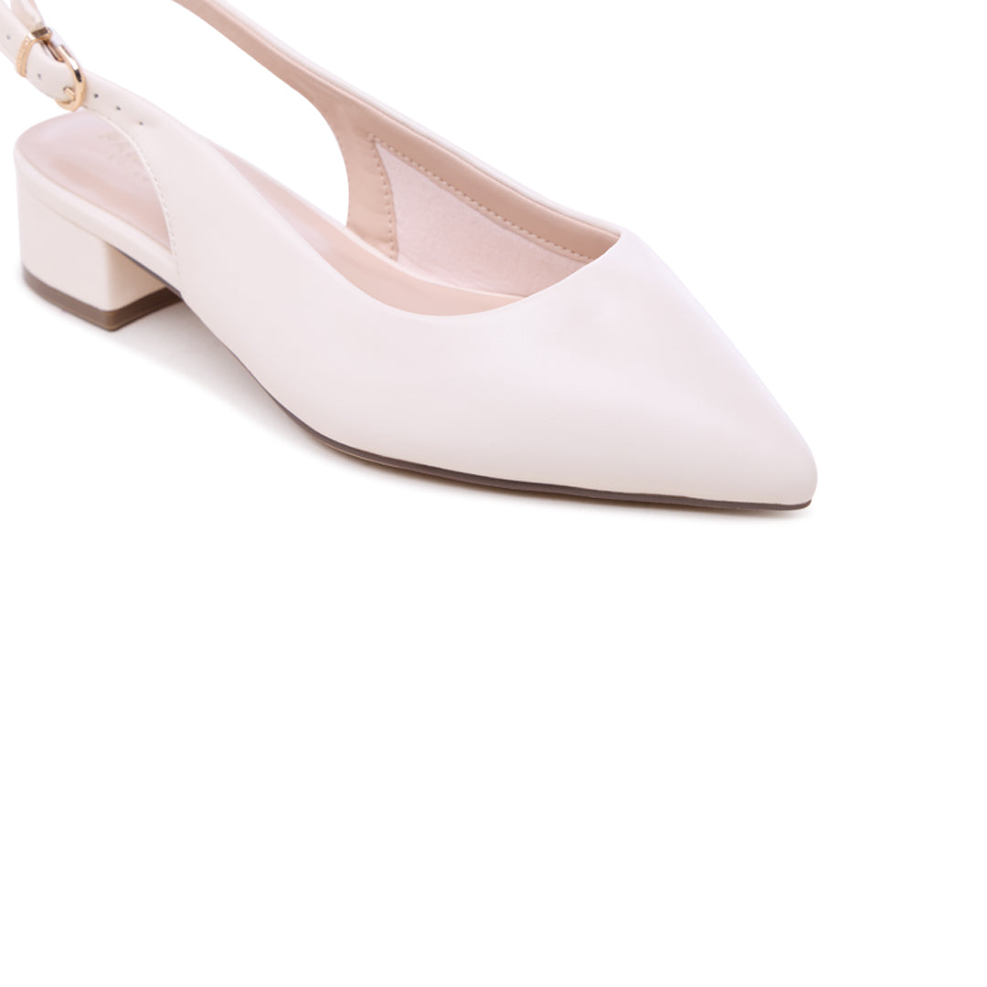 Wide Fit shoes for womenn