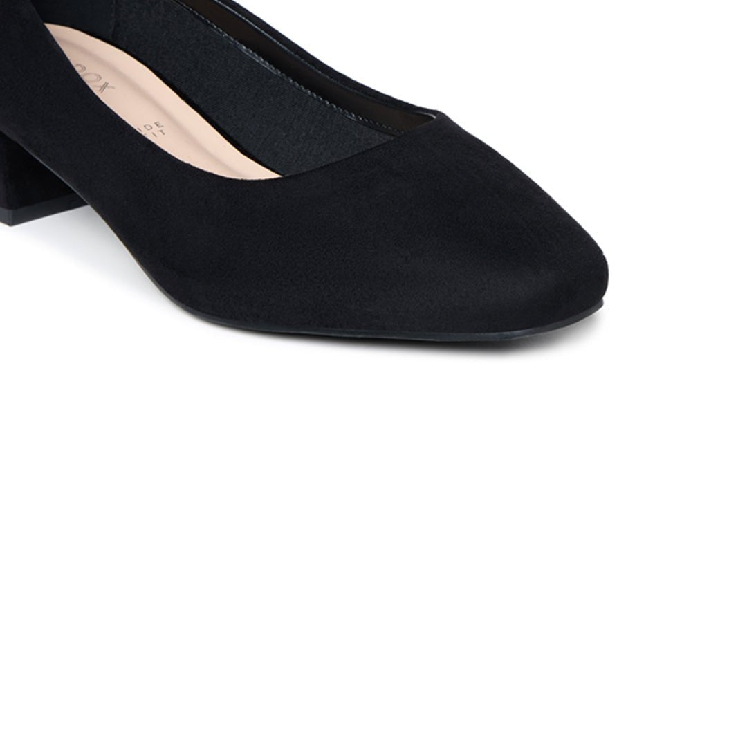 Gretchen Wide Fit Court Shoes