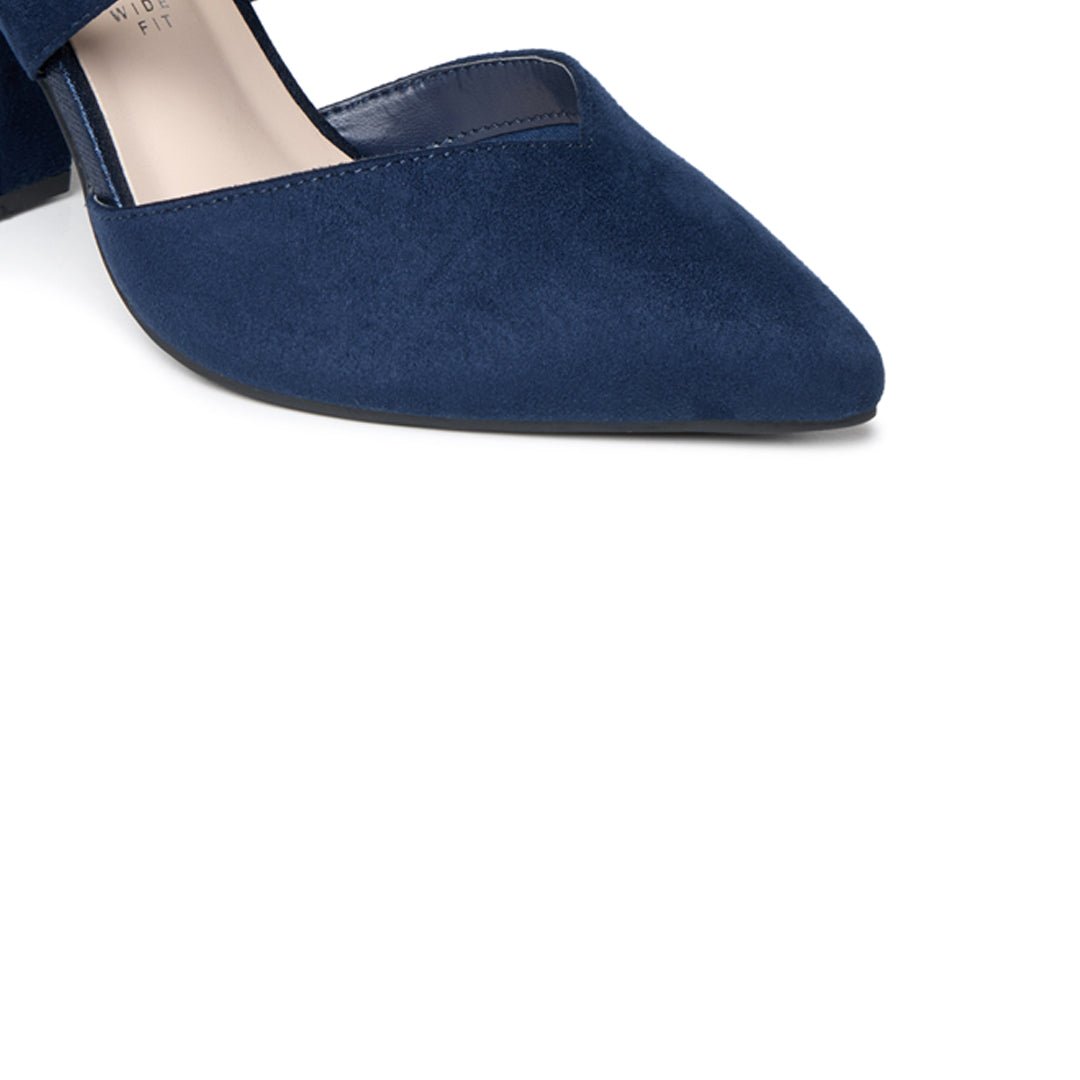 Gwendolyn Wide Fit Court Shoe